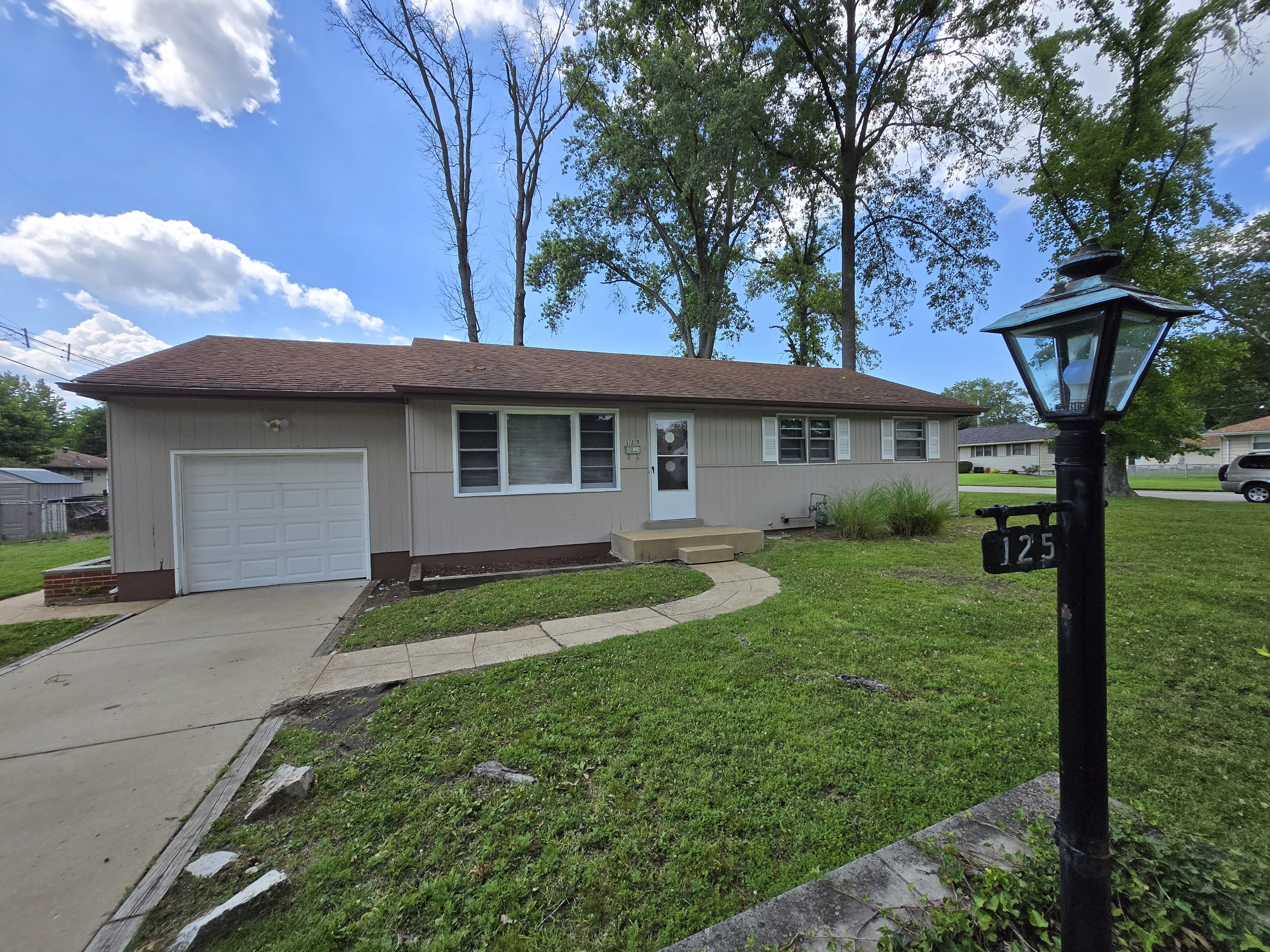 125 Florisota Drive
